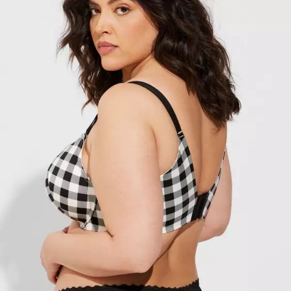 Torrid Mid Rise Thong - Picture 3 of 3